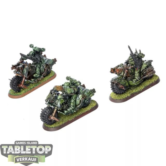 Chaos Space Marines - 3 Chaos Bikers - bemalt