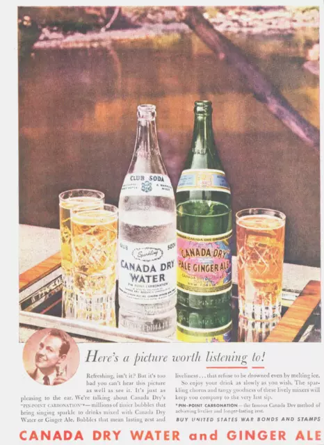 1943 WWII CANADA DRY GINGER ALE Print Ad Buy US WAR BONDS green bottle