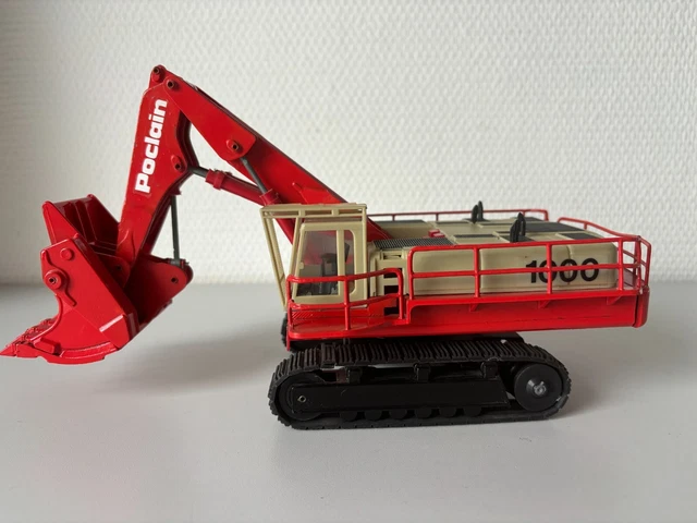 S-idee Escavatore Telecomandato A Catena S1594, Scala 1:14, Pala In Metallo, 3 Accessori (Pinza, Martello, Benna), 22 Canali, Batteria 7.4V