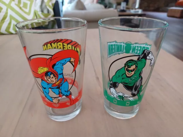 DC Comics Green Lantern And Superman  Pint Glasses 90's Great Condition