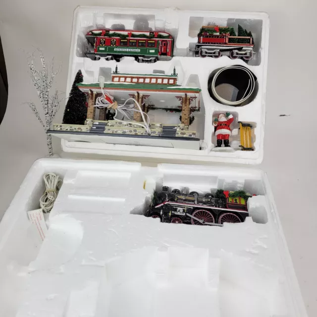 Department 56 Holiday Gift Set Home For The Holidays Express Train