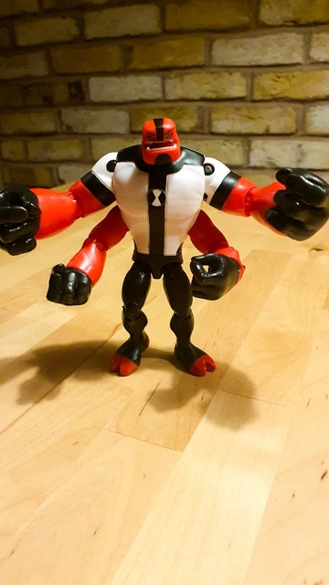 BEN 10 ALIEN Force Four Arms 4" Action Figure 2006 Toy Bandai Cartoon