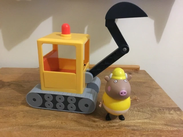 Peppa pig store mr bull figure
