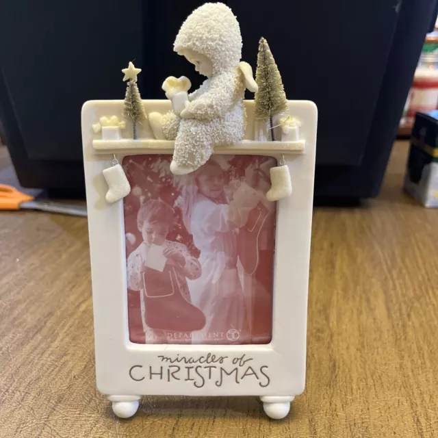 Miracle of Christmas frame snowbabies dept. 56.