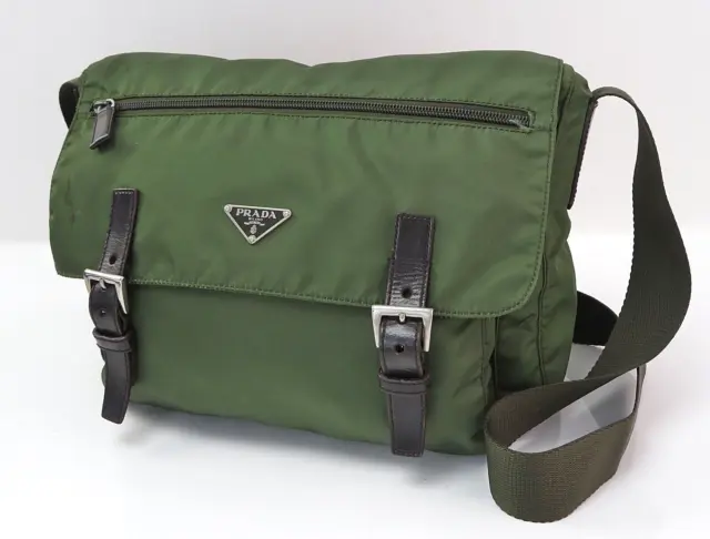 Auth PRADA Green Nylon and Leather Messenger Shoulder Crossbody Bag Purse＃55780