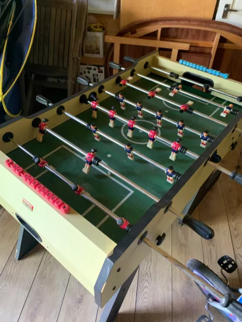 Use large and sturdy traditional table football table 138cm L, 75cm W, 85 H