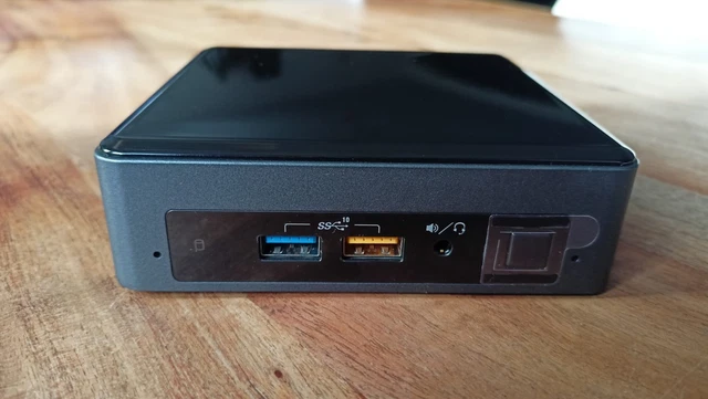 Intel NUC 6i5SYK I5 6260U RAM 16GB SSD 256GB Windows 11 Pro Mini