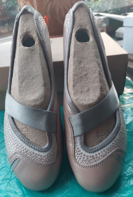 CLARKS IDYLLIC GEM Rose Gold Sporty Flat Pumps Size 6.5 23.99