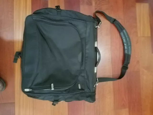 Dakota by Tumi Garment bag.