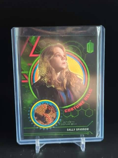 Doctor Who Extraterrestrial Encounters Costume Card GREEN Sally Sparrow 320/499 Doctor Who Extraterrestrial Encounters Costume Card GREEN Sally Sparrow 320/499