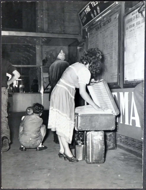 Photo Vintage Originale De Milan Années 60 - Marché - Tirage Argentique 21x27cm - Agence Farabola