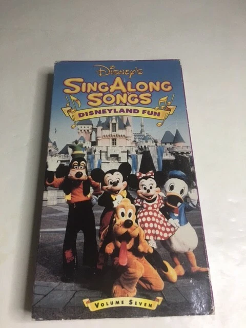 DISNEY'S SING ALONG Songs - Disneyland Fun: Volume 7 formato VHS