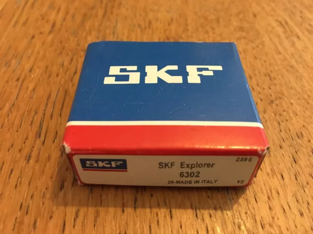 Nouveau roulement à billes à rainure profonde SKF 6302 15 mm X 42 mm X 13 mm