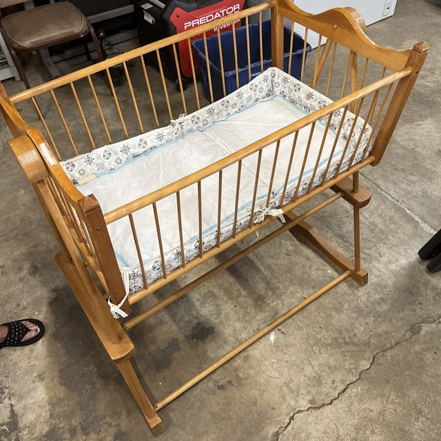 Vintage Wooden Swinging  Rocking Spindle Bassinet / Cradle / Crib