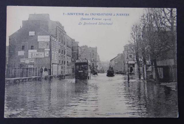 CPA Carte postale NANTES Inondations 1910 Boulevard Sébastopol Tramway Menier