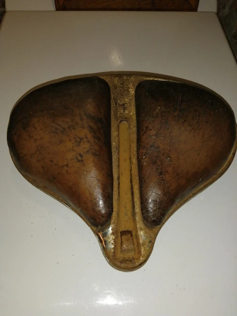 Très ancienne selle de vélo en cuir marque « Verybest