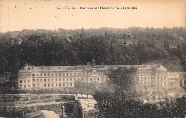 CPA-Sèvres panorama sur l'École normale supérieure (125713)