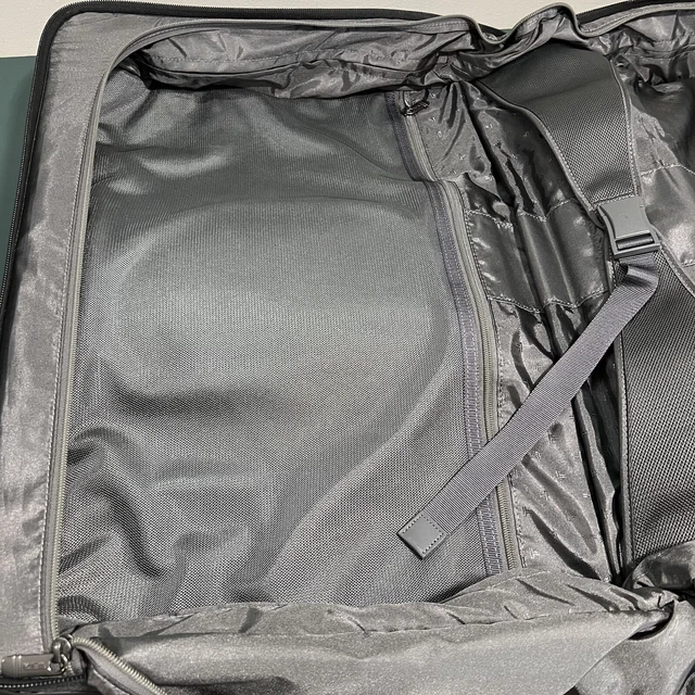 Tumi Large Rolling Garment Bag 2 Wheeled Luggage 22030D4 Ballistic Nylon Black 13