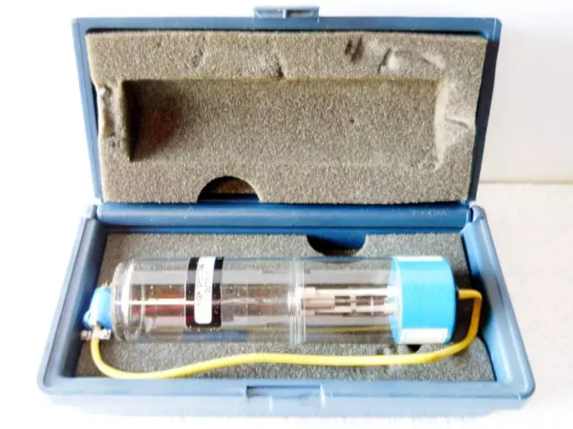 Fisher Scientific 14-386-105U Hollow Cathode Tube Bulb, Pb Element, Ne Gas, #2