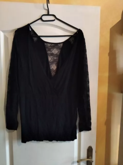 blouse / Top / chemisier noir "MORGAN" manches longues dentelle. Taille 42-44.