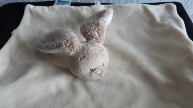 doudou   carré   marron    jaune etiquettes  noukie.s