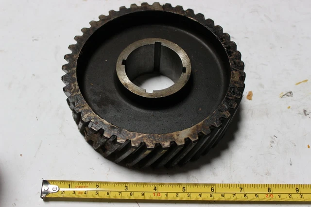 Navair TP25233 Helical Gear New