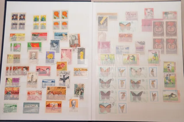 Briefmarkenalbum mit Marken hauptsächlich aus Vietnam, Ungarn und Australien