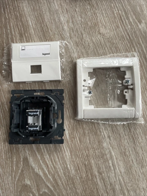 EPH4700162 - Pri RJ45 Cat. 6 UTP Acier | Schneider Electric Algérie