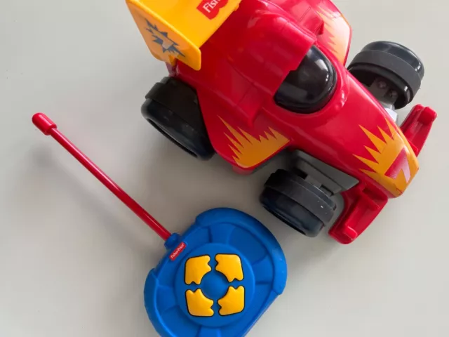 fisher price auto mit Fernbedienung (batterie betrieben) rot