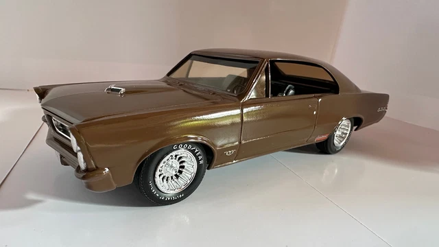 AMT ERTL 1:25 Pontiac Gto 1967 Cal Look EUR 15,00 - PicClick FR
