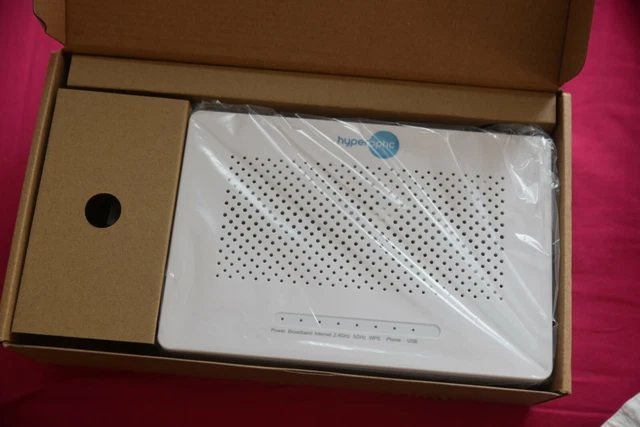 Hyperoptic ZTE ZXHN H298A Wireless Router - latest model + cables - NEW BNIB 2