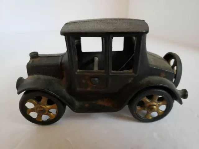 Vintage Cast Iron Model T Ford Coupe Toy Car (Age?)