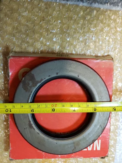 NOS National 455820 Oil Seal. F+S!