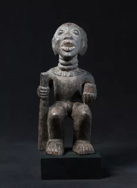 Babanki Royal Figure, Cameroon Grasslands, West African Tribal Art.