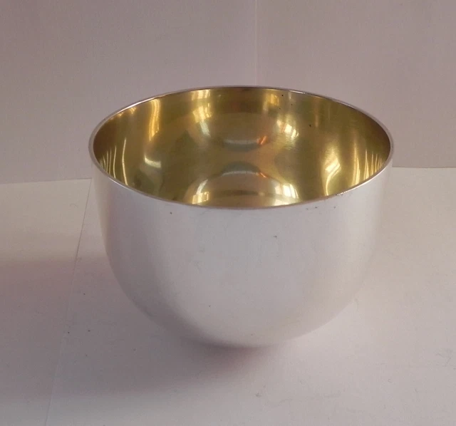 Solid Sterling Silver Tumbler Cup, J A Campbell, London 1996 122g 180ml
