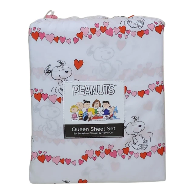Couverture Douillette Snoopy VelvetSoft - Motif Cœurs Roses - Taille Queen/Full