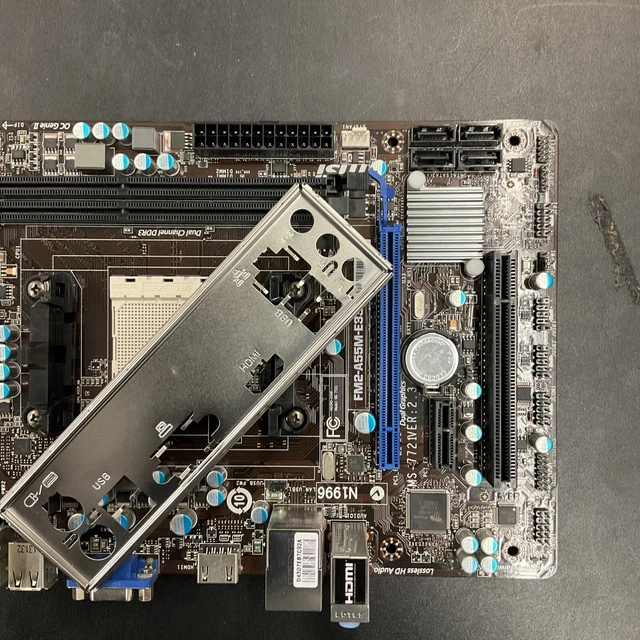 MSI FM2-A55M-E33 MOTHERBOARD Micro ATX With I/O Shield EUR 27,49 ...