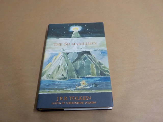 Le Silmarillion Nombre De Page LE SILMARILLION PAR J.R.R. Livre de Tolkien. EUR 9,46 - PicClick FR