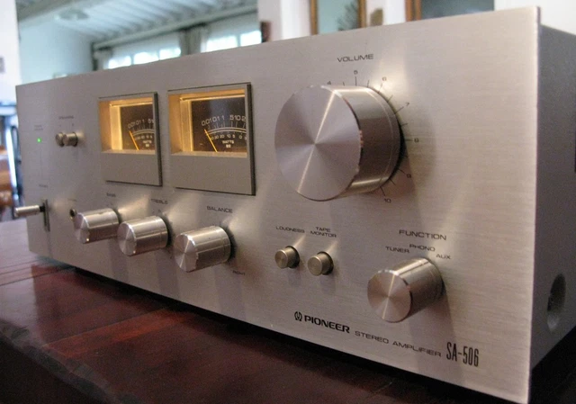 Réparation d'un amplificateur PIONEER SA-506