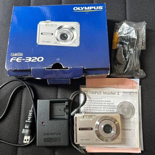 OLYMPUS CAMEDIA FE-20 Silver 8.0 MP Digital Camera w/ Box from
