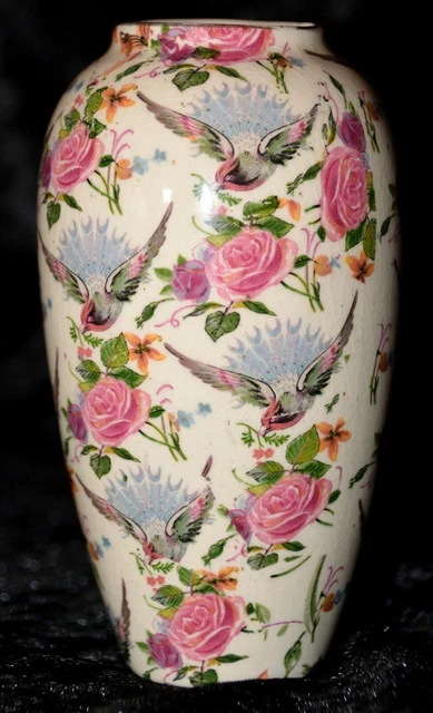 Sehr frühe 20. Jahrhundert Krone herzogliche Knospenvase mit Rosen und Pfauenmuster