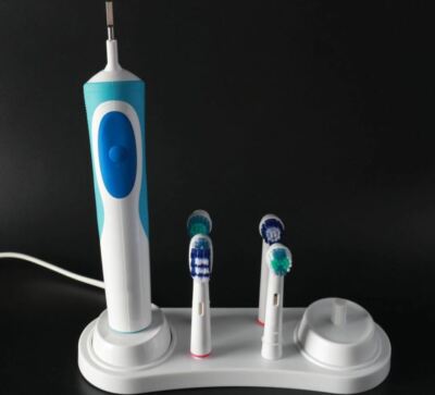 Senza plastica Aiuta a salvare il pianeta. eco friendly Supporto per due testine porta testine fatto a mano per spazzolino elettrico Portaspazzolino in bambù per testine spazzolino ORAL B 