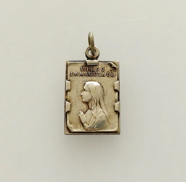 PENDENTIF MÉDAILLE D'AMOUR or 18k + qu'hier - que demain AUGIS - L