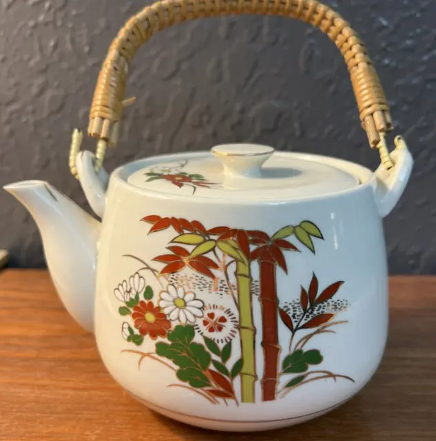 Teapot Japanese Floral & Bamboo  with Bamboo Handle