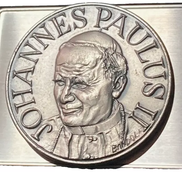 Vintage Vatican City Pope JOHN PAUL II ROMA silver coloured papal medal BANDOLI