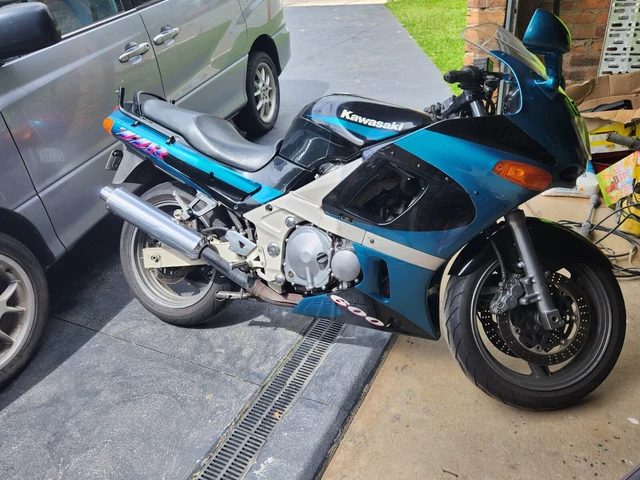 kawasaki zzr600 1993 great condition