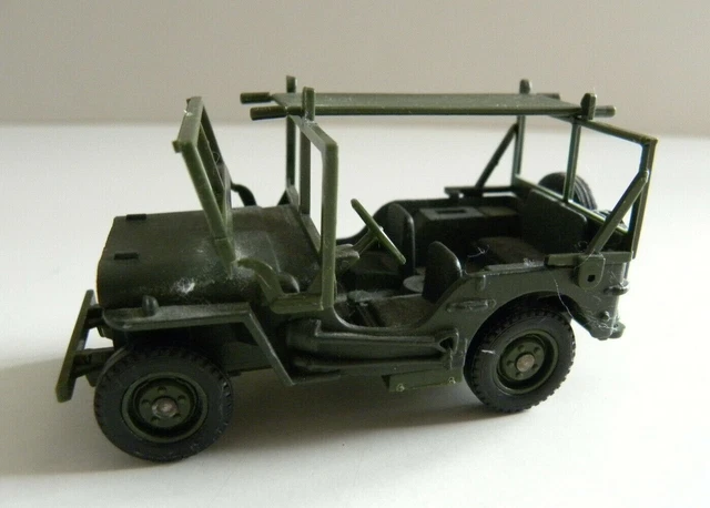 SOLIDO VOITURE JEEP Willys MB militaire, Follow Me, aérodrome, WW2, 1/43. EUR 8,90 - PicClick FR