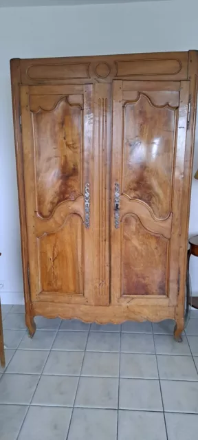 armoire ancienne bois style louis XV