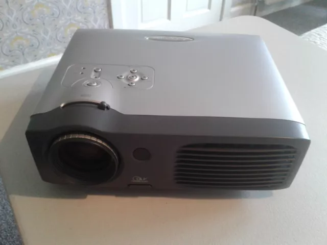 Optoma EP 739 Projector. Used but good condition.