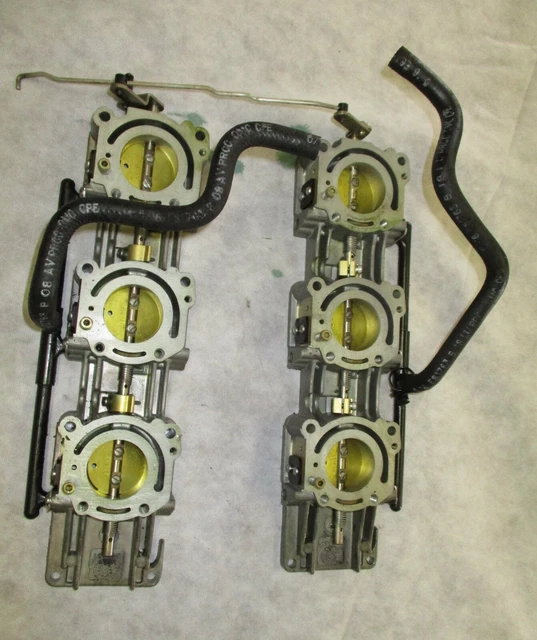 JOHNSON EVINRUDE OUTBOARD Motor 60 degree Motor throttle body 175 hp